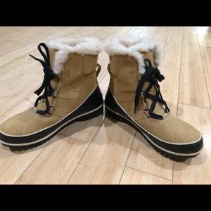 🥾🥾🥾Like new! SOREL Tivoli ll Snow Boots🥾🥾🥾